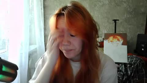ember__fox online show from May 26, 2026, 7:26 am