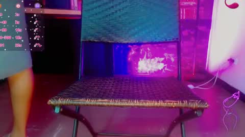 Snapshot of emeli_roushot chatting on May 16, 2026, 11:42 am Emeli online show from May 16, 2026, 11:42 am