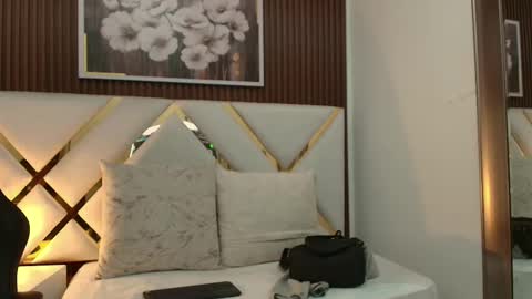 Emily  online show from February 3, 2026, 4:32 am