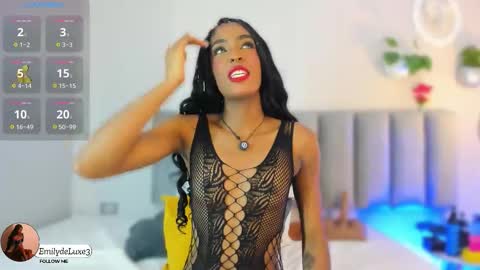 Emely online show from November 15, 2025, 11:40 am