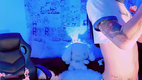 Emely Rous online show from November 27, 2025, 2:08 pm