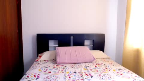 emely_sexx online show from December 18, 2024, 7:08 pm