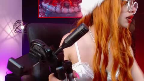 Danna online show from March 8, 2026, 5:44 am