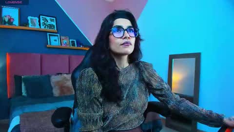 Esmeralda online show from February 7, 2026, 12:09 pm