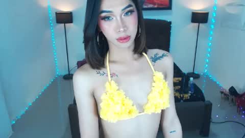 emerladmore online show from July 27, 2026, 4:58 pm