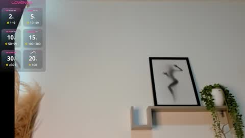 emi_carter online show from November 28, 2025, 9:39 pm