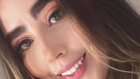 emi_royse online show from February 14, 2026, 5:53 pm