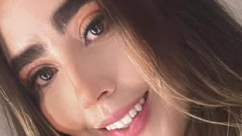 emi_royse online show from June 16, 2026, 5:37 pm