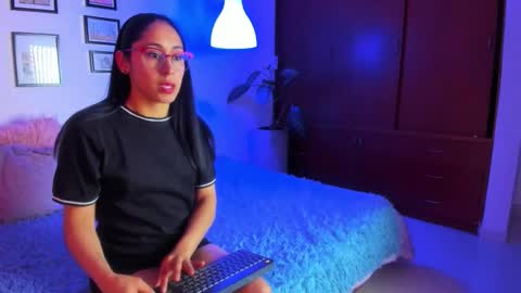 Emi online show from February 26, 2026, 3:05 am