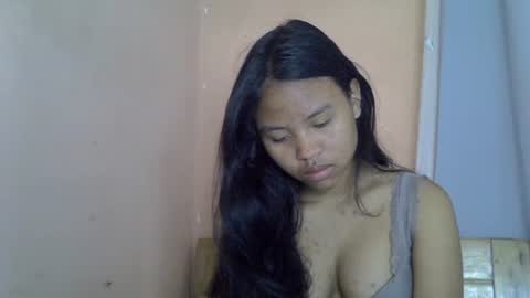 Snapshot of emiehottie chatting on July 2, 2026, 3:40 pm Ami online show from July 2, 2026, 3:40 pm
