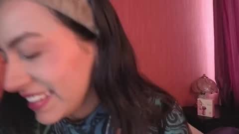 Snapshot of emigomez_ chatting on November 4, 2025, 1:10 pm Emilia Gomez online show from November 4, 2025, 1:10 pm