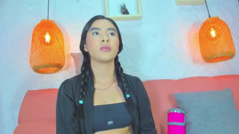 Emily online show from November 4, 2025, 12:04 pm