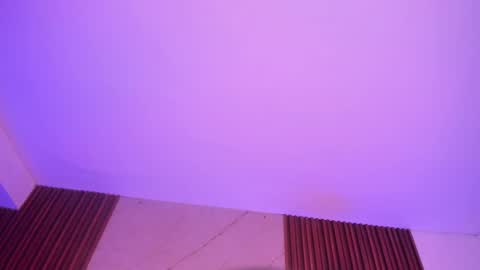 Snapshot of emiilycollins1 chatting on September 9, 2025, 1:27 am online show from September 9, 2025, 1:27 am