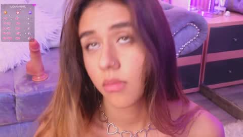 Snapshot of emiiscoot_1 chatting on December 11, 2024, 7:14 pm Emily online show from December 11, 2024, 7:14 pm