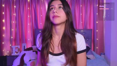 Snapshot of emiiscoot_1 chatting on September 10, 2025, 8:53 pm Emily online show from September 10, 2025, 8:53 pm