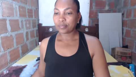 Snapshot of emilay_miller chatting on January 12, 2025, 9:51 pm Emily online show from January 12, 2025, 9:51 pm