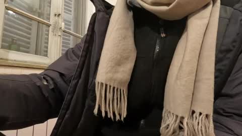 emile013 online show from January 5, 2026, 5:27 pm