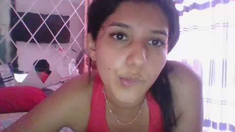 emili riders online show from December 4, 2024, 3:43 pm