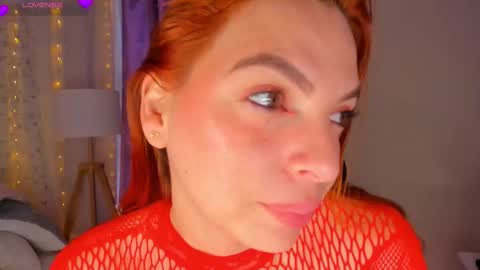 Snapshot of emilia_rey_ chatting on March 2, 2025, 10:48 pm online show from March 2, 2025, 10:48 pm