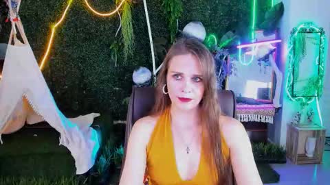 Emilia Bedy online show from November 15, 2025, 9:06 am