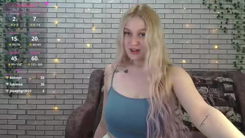 Snapshot of emiliaduchess chatting on December 5, 2024, 5:06 pm Amili online show from December 5, 2024, 5:06 pm