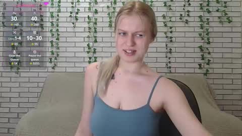 Snapshot of emiliaduchess chatting on January 31, 2025, 11:13 am Amili online show from January 31, 2025, 11:13 am
