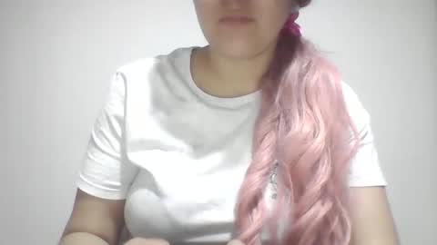 emiliahoney online show from January 6, 2026, 7:17 pm