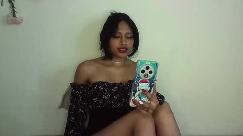 emiliejoy online show from May 21, 2026, 6:42 am