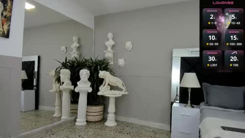 Emilio online show from December 2, 2025, 9:58 am