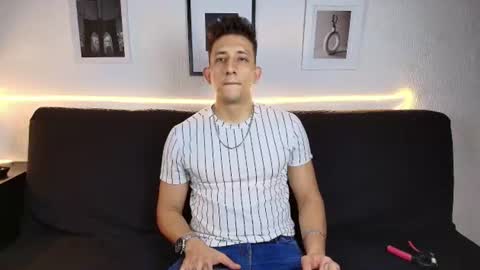 EMILIOCUM online show from July 6, 2026, 4:31 am