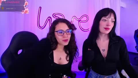 Emili Russo online show from October 21, 2025, 10:21 pm