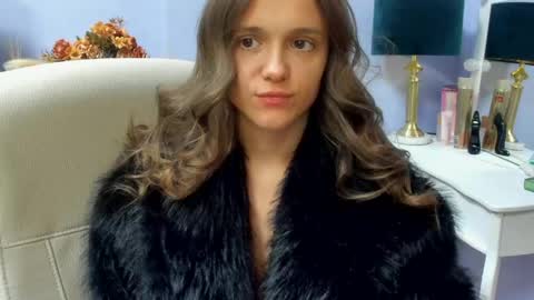 Emilly online show from May 16, 2026, 10:36 am