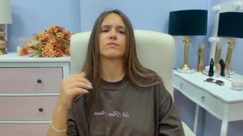 Snapshot of emilly_lust99 chatting on July 16, 2026, 6:41 am Emilly online show from July 16, 2026, 6:41 am