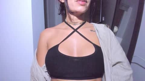 emilly online show from March 23, 2026, 8:07 am