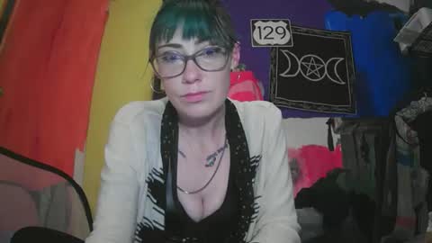 Emily Love online show from December 1, 2025, 12:04 am