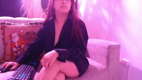 Snapshot of emily308876 chatting on April 25, 2026, 1:14 pm emily308876 online show from April 25, 2026, 1:14 pm