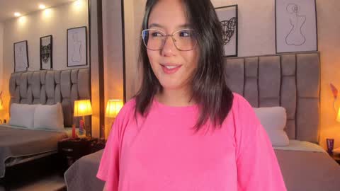 Emily online show from December 12, 2024, 3:43 am