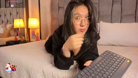 Emily online show from December 14, 2024, 7:40 am