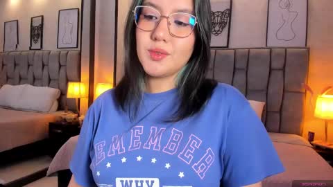 Emily online show from December 19, 2024, 7:07 am