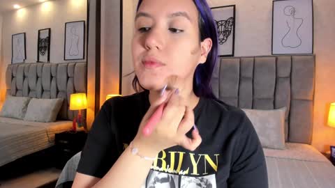 Emily online show from December 31, 2024, 2:51 am