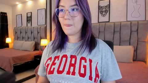 Emily online show from February 6, 2025, 3:59 am