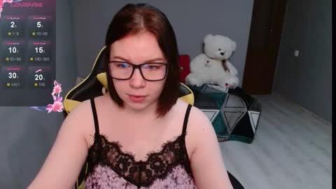 Snapshot of emily_amorre chatting on September 22, 2025, 1:07 am Emily 3 online show from September 22, 2025, 1:07 am