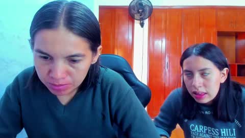 Emily and Soffy online show from May 30, 2026, 1:08 pm