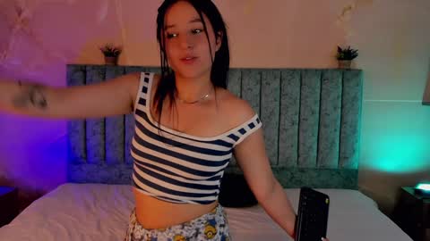 Snapshot of emily_carter19 chatting on December 10, 2024, 10:47 pm Emily Carter online show from December 10, 2024, 10:47 pm