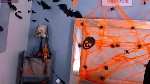 Snapshot of emily_castillo1_ chatting on October 26, 2025, 4:07 am emily_castillo1_ online show from October 26, 2025, 4:07 am