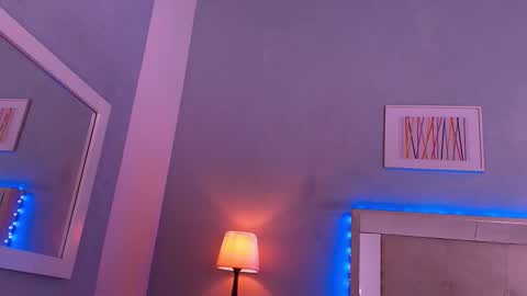 emily_castillo_1 online show from September 15, 2025, 3:50 am