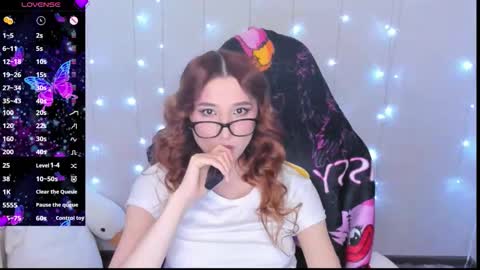 Snapshot of emily_cline chatting on November 6, 2025, 8:48 am emily_cline online show from November 6, 2025, 8:48 am