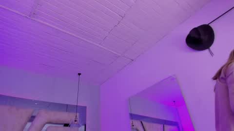 Emily online show from October 24, 2025, 11:17 am