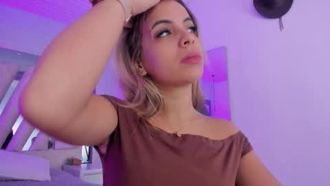 Emily online show from November 1, 2025, 11:12 am