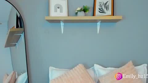 Emily online show from January 8, 2025, 1:20 pm